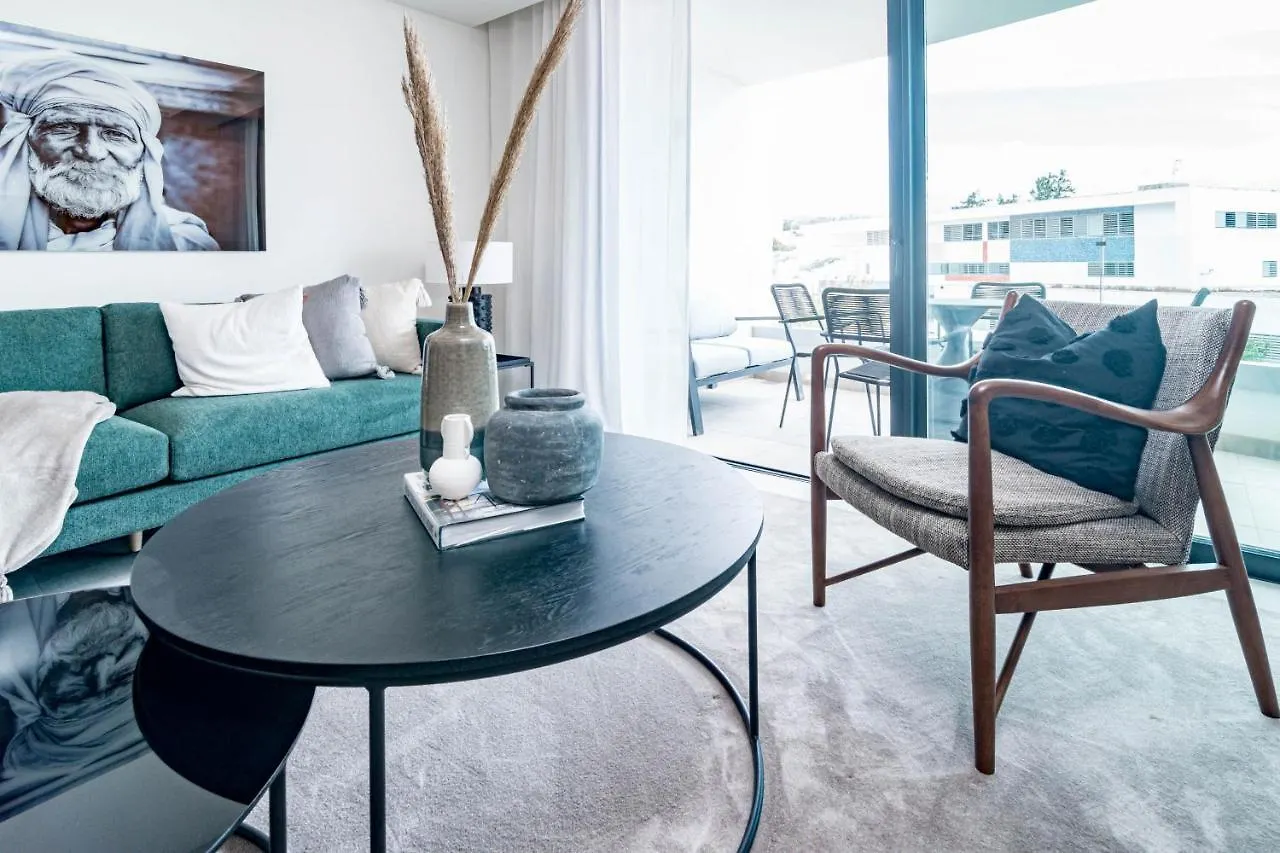 Inf42M- Modern City Apartment, Families Only 埃斯特波纳 公寓