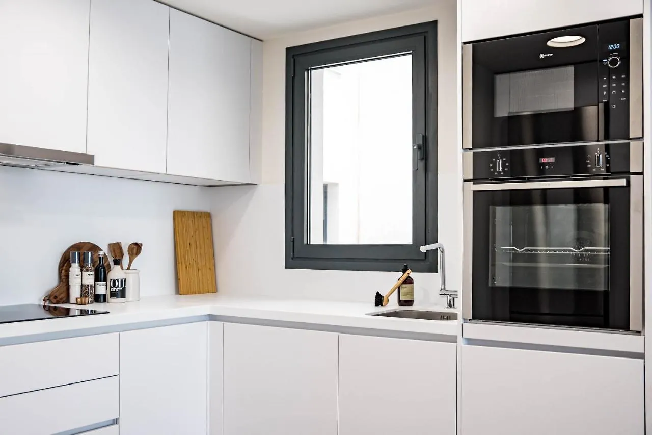 Inf42M- Modern City Apartment, Families Only 埃斯特波纳 西班牙